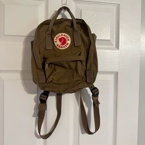 Fjallraven Kanken Mini Backpack